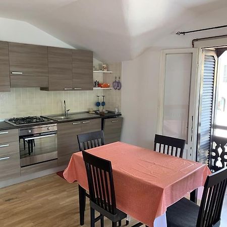 Casa Rino: Vacanze In Casetta...... Dongo Bagian luar foto